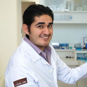 Dr. Jhonatan